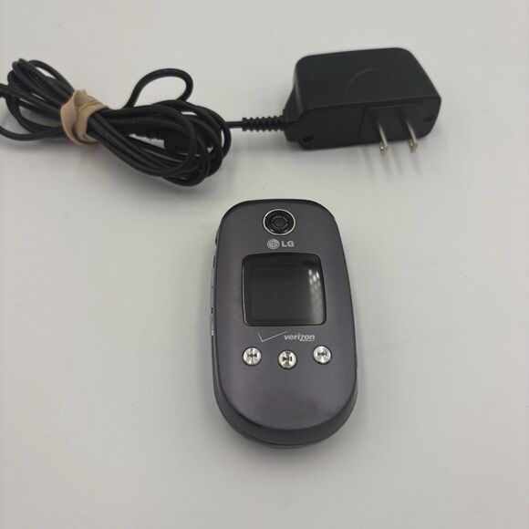 Verizon Wireless LG VX8350 Silver Camera Flip-phone - Picture 1 of 5